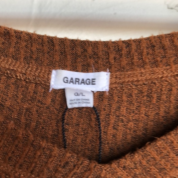 Garage sweater - Picture 2 of 4